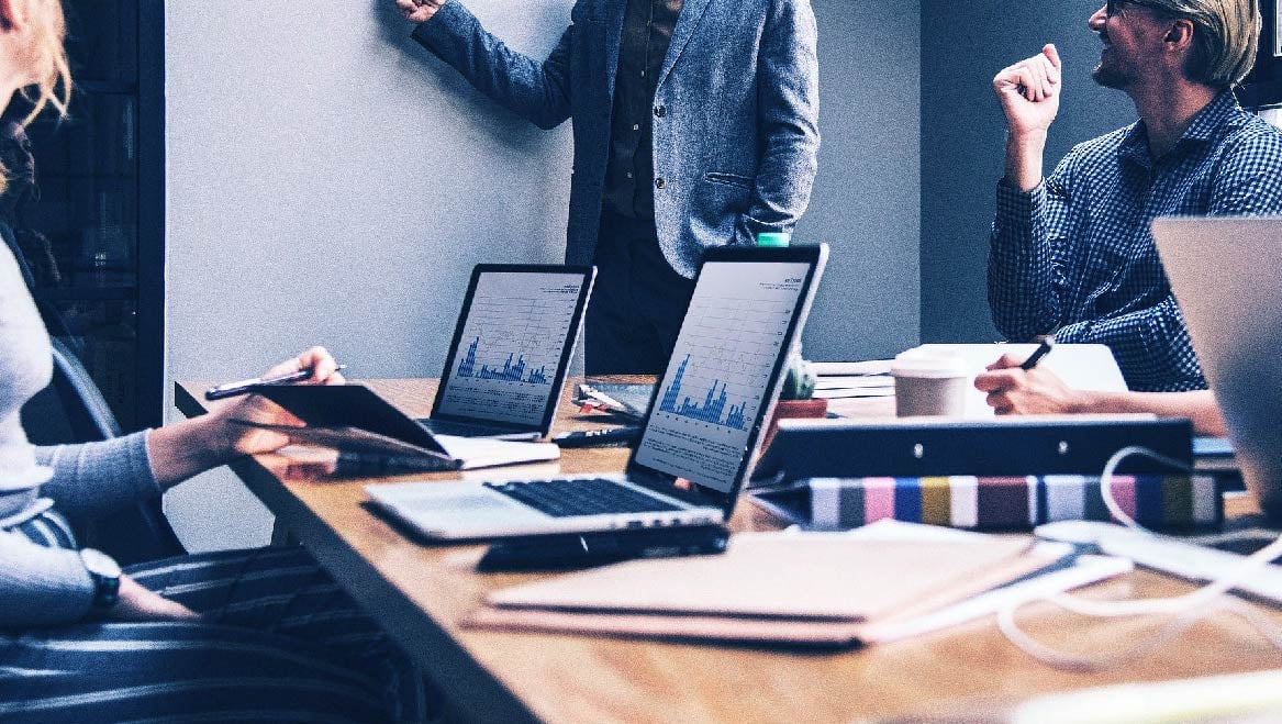 Cómo gestionar un equipo comercial que funciona